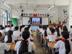 <b>桂平“八桂食安”桂姐姐意愿办事队守护校园食</b>